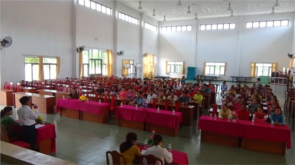 HIỆU TRƯỞNG THÔNG QUA KẾ HOẠCH
